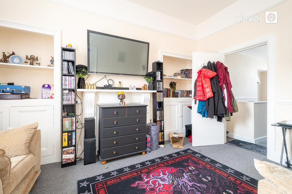 Apartment in Plymouth, Morice Town - More