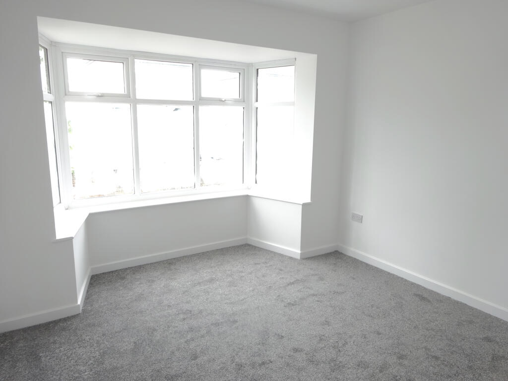 Manor Drive, Thornton Cleveleys, Lancashire photo 2