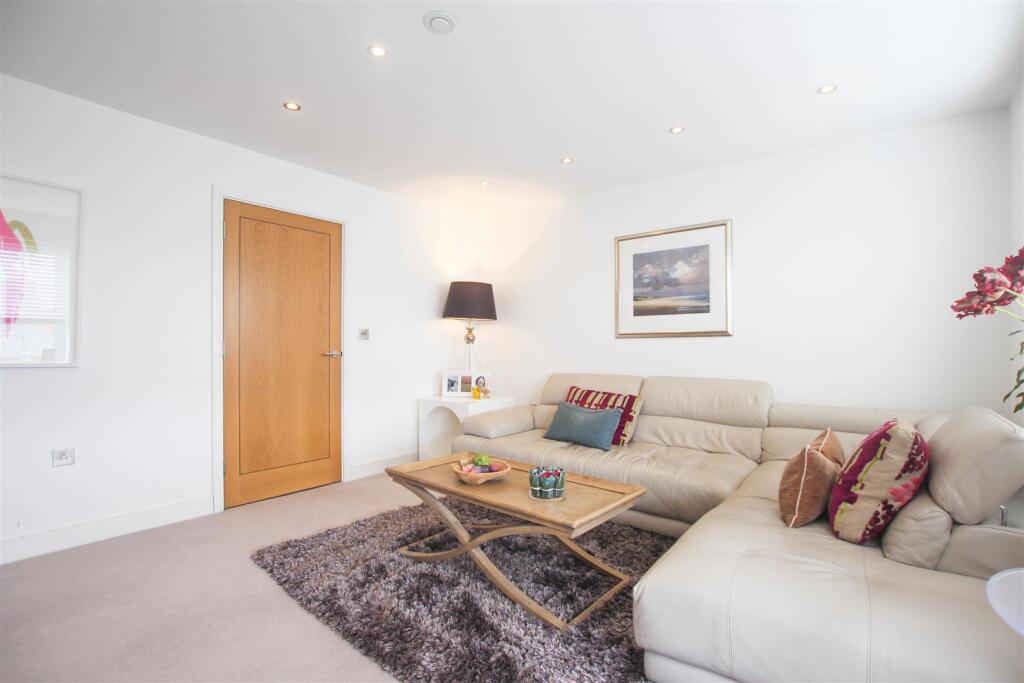 House in Uttlesford, Saffron Walden - View 5