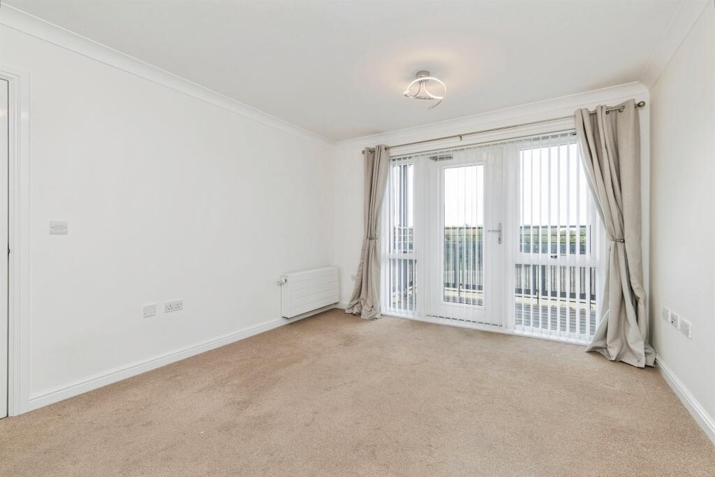 Apartment in Stockton-on-Tees - View 3