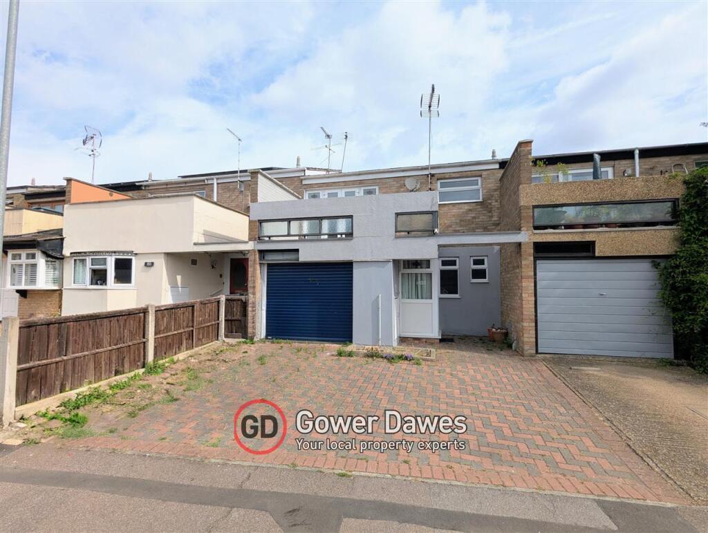 Main image of property: Sandon Road, Basildon