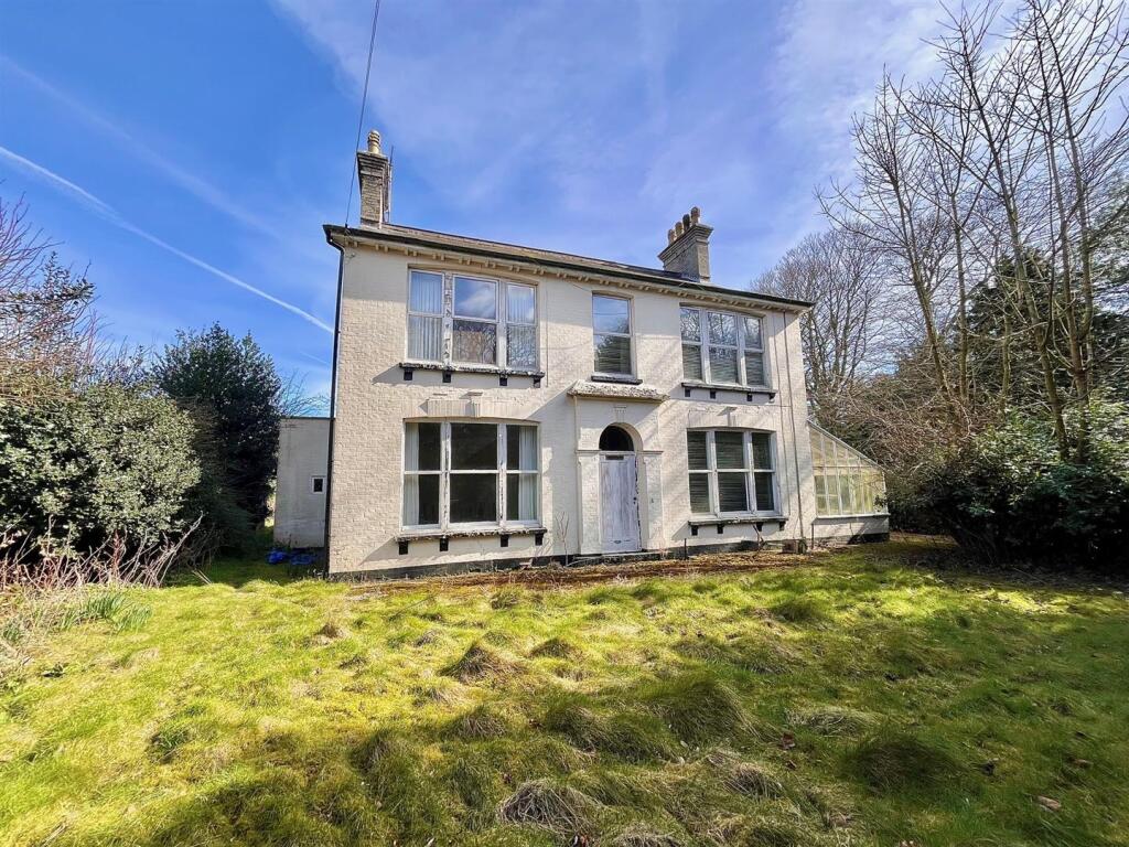 Main image of property: Yarmouth Road, Ormesby