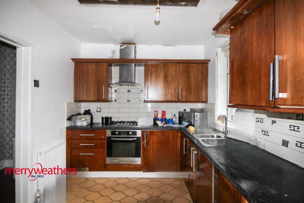 House in Rotherham, South Yorkshire - View 4