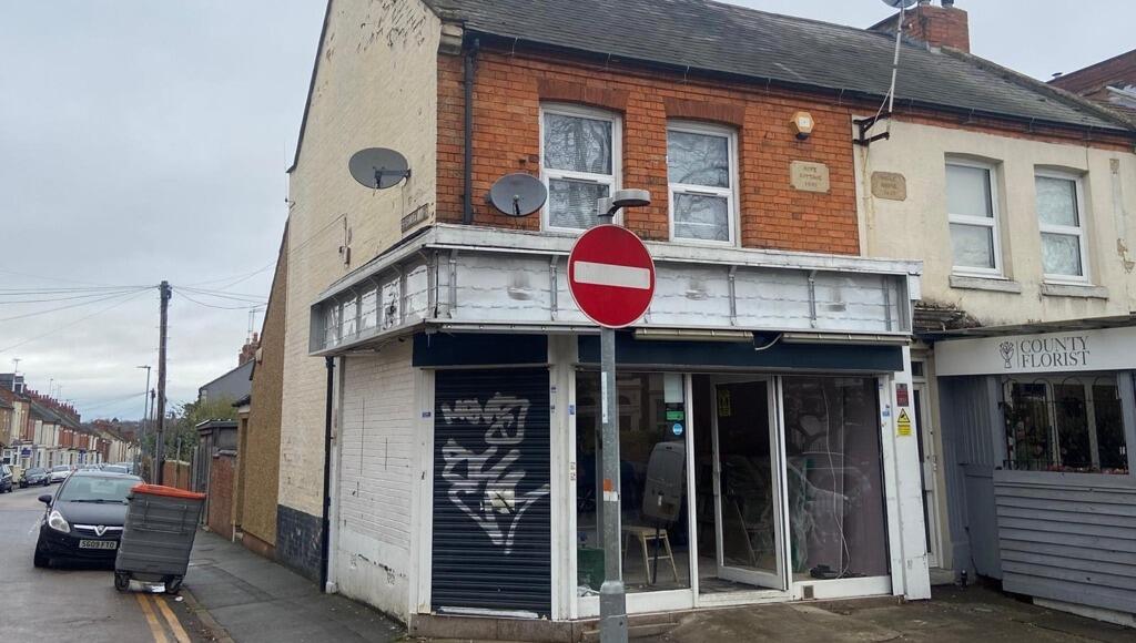 Main image of property: Kingsley Park Terrace, NORTHAMPTON, Northamptonshire, NN2 7HJ