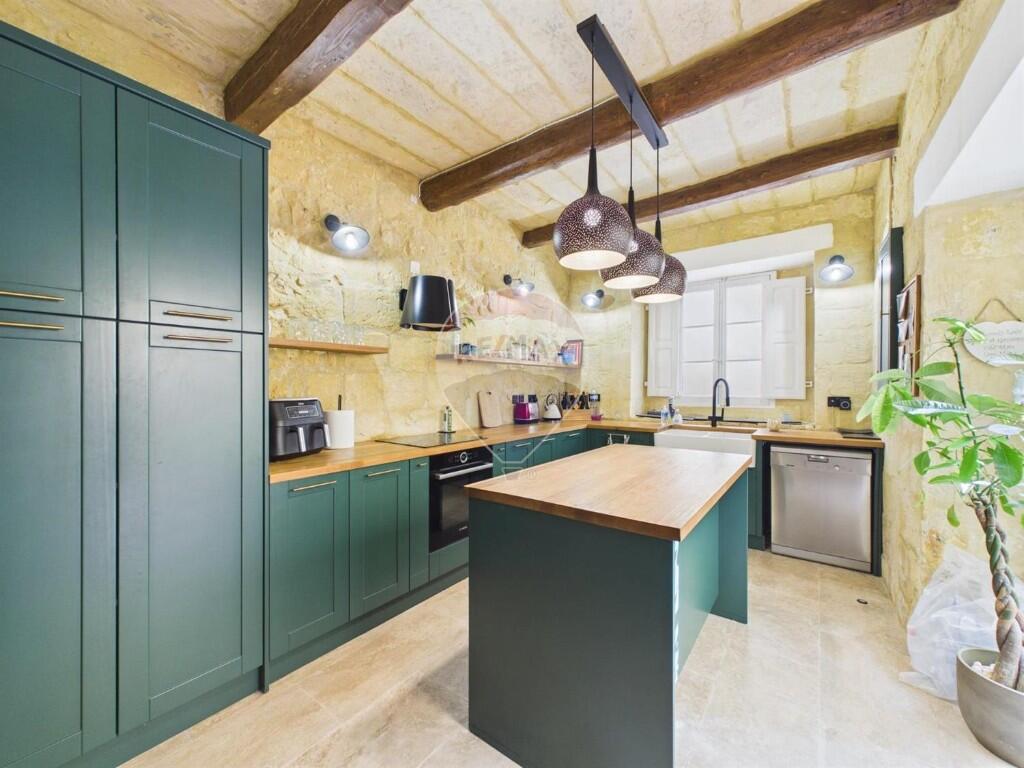 Main image of property: Birkirkara