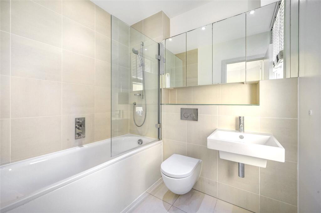 Egerton Gardens Mews, London, SW3 - View 6