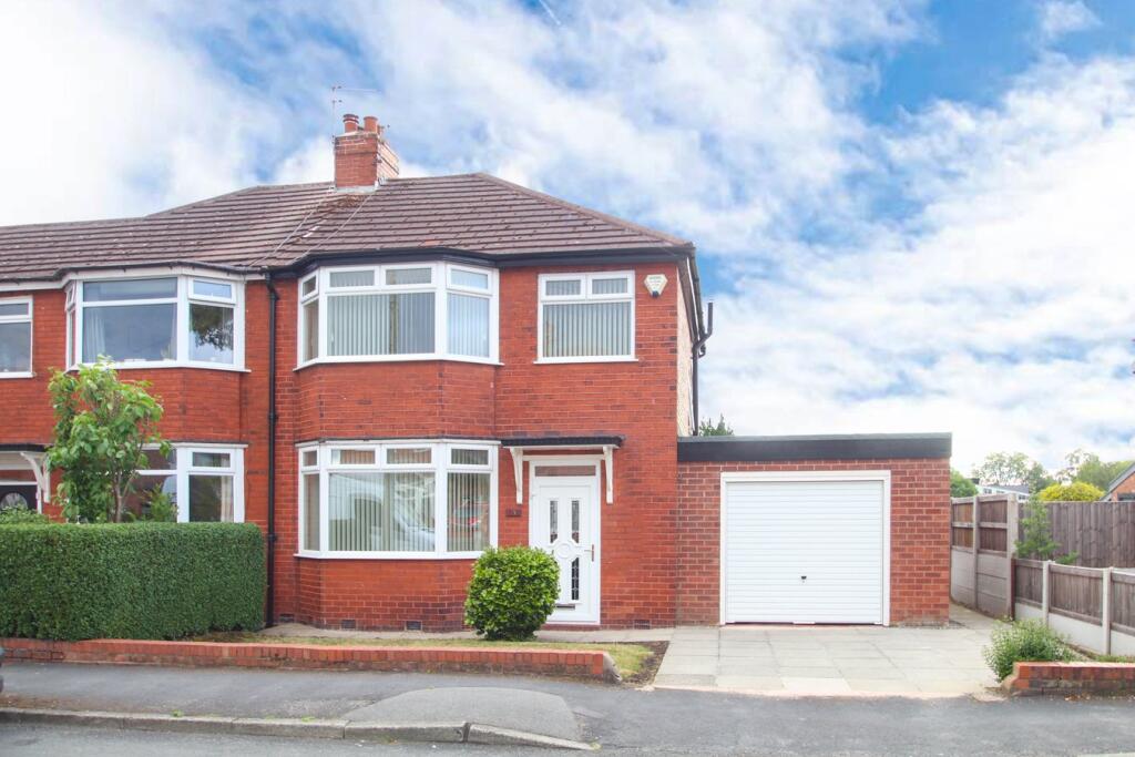 Main image of property: Malvern Avenue, Urmston, Manchester, M41