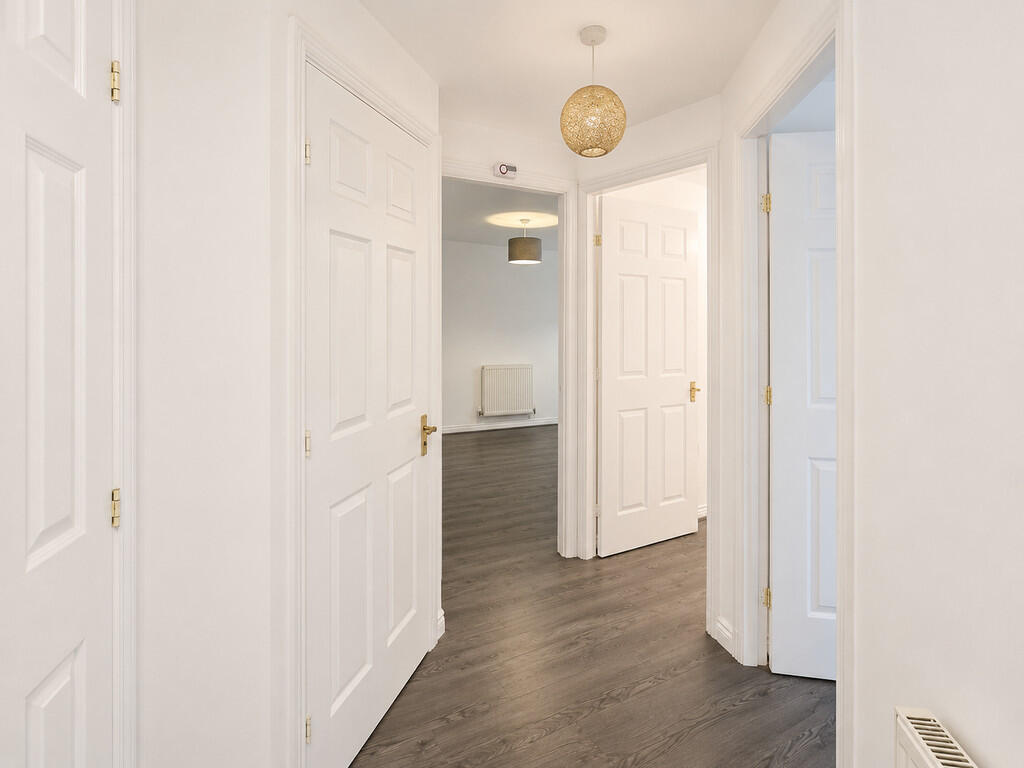 Apartment in Hartford, Cheshire West and Chester - View 5