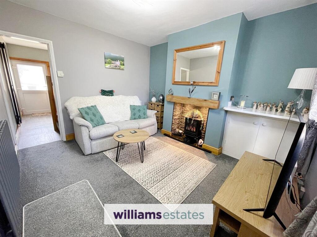 Henllan Street, Denbigh, LL16 photo 5