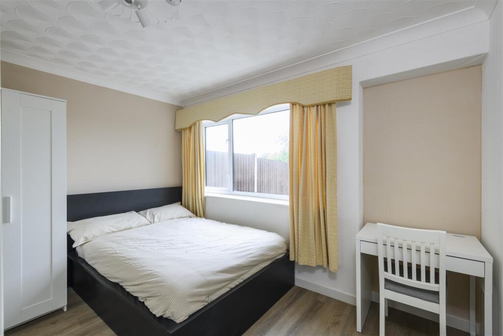 Main image of property: 4 Ensuite Bedroom House Share - Chelmsley Road, Birmingham