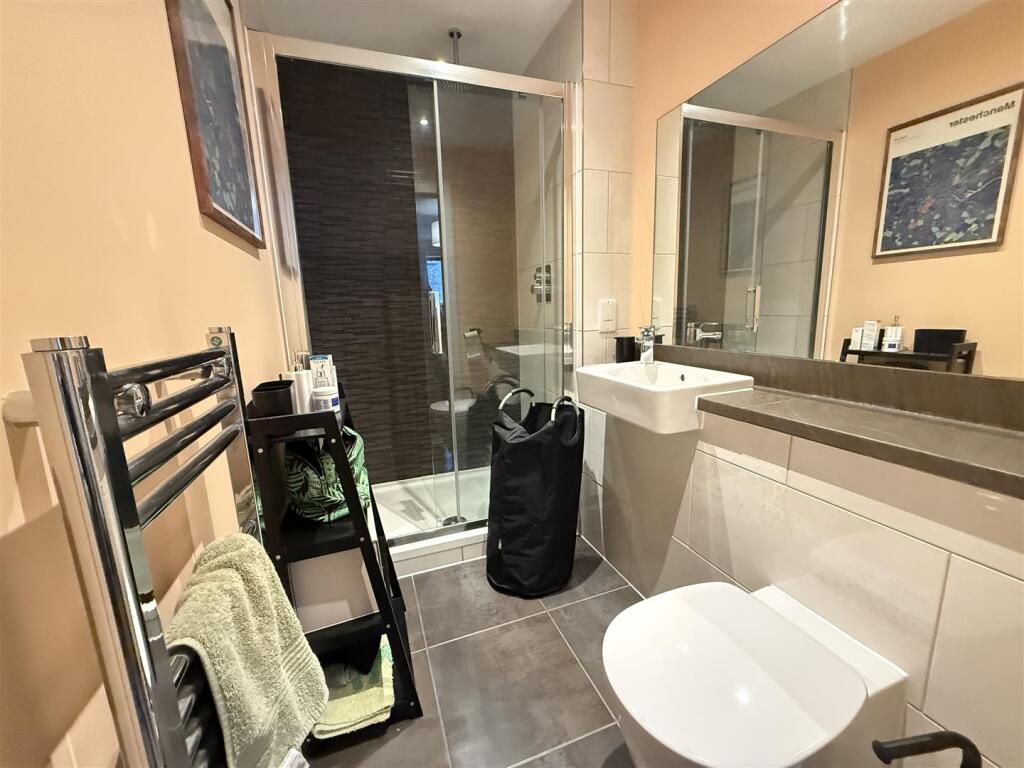 Apartment in Manchester, City Centre - More