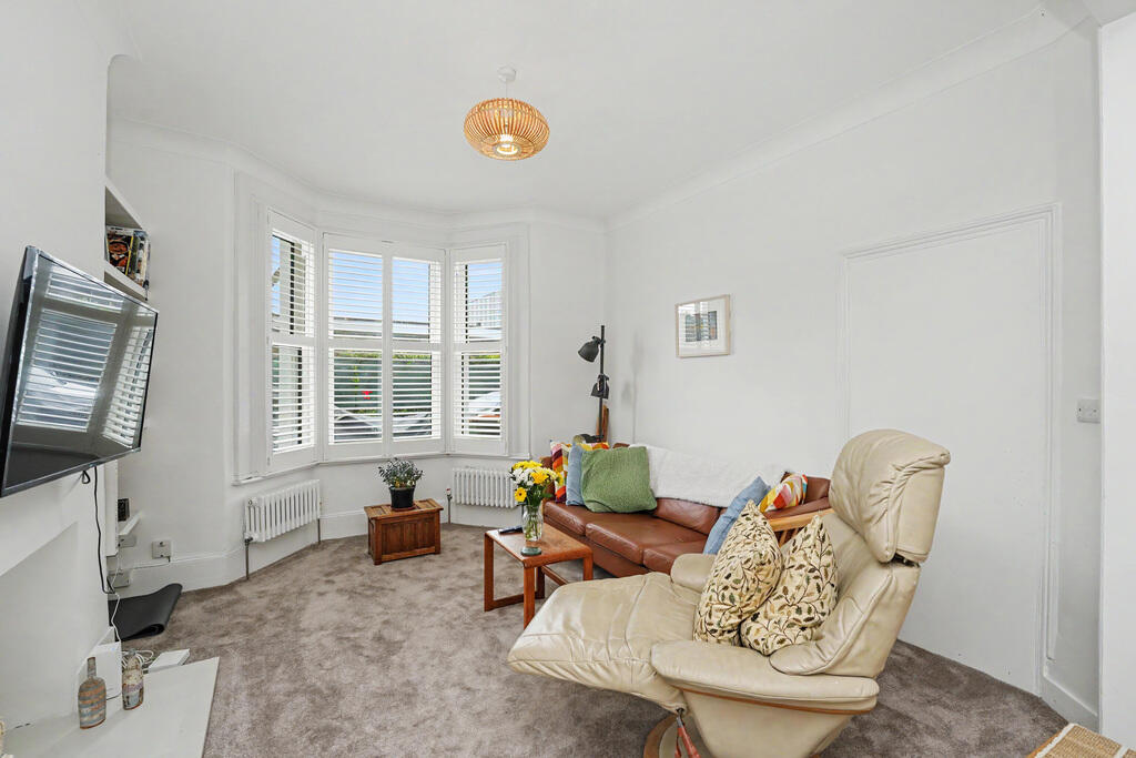 House in London - View 3