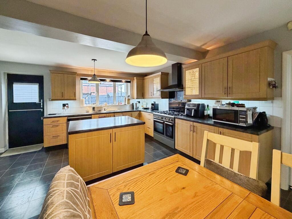 House in Nottingham - View 5