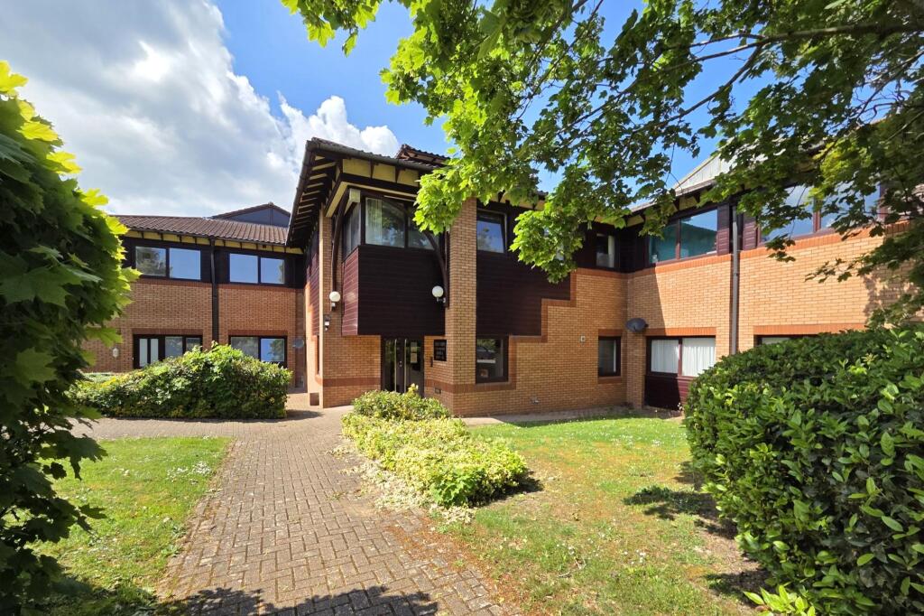 1-bed flat on Wickham Road, Fareham. Guide Price £120,000-£125,000, £120,000