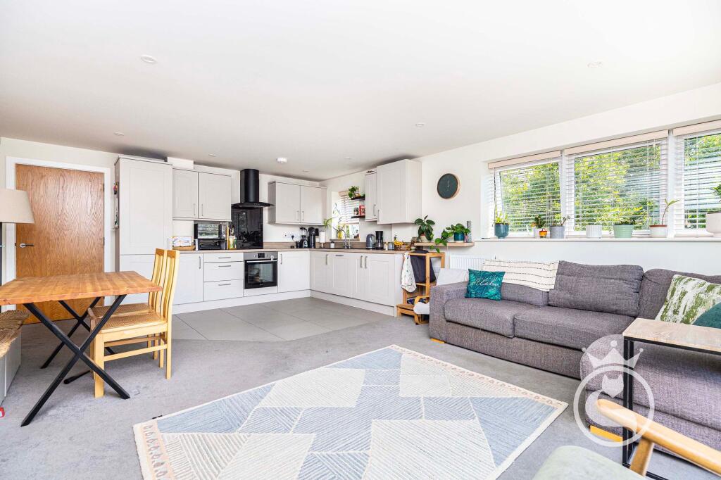 Apartment in Poole, Marlborough Road Nursing Home - View 2