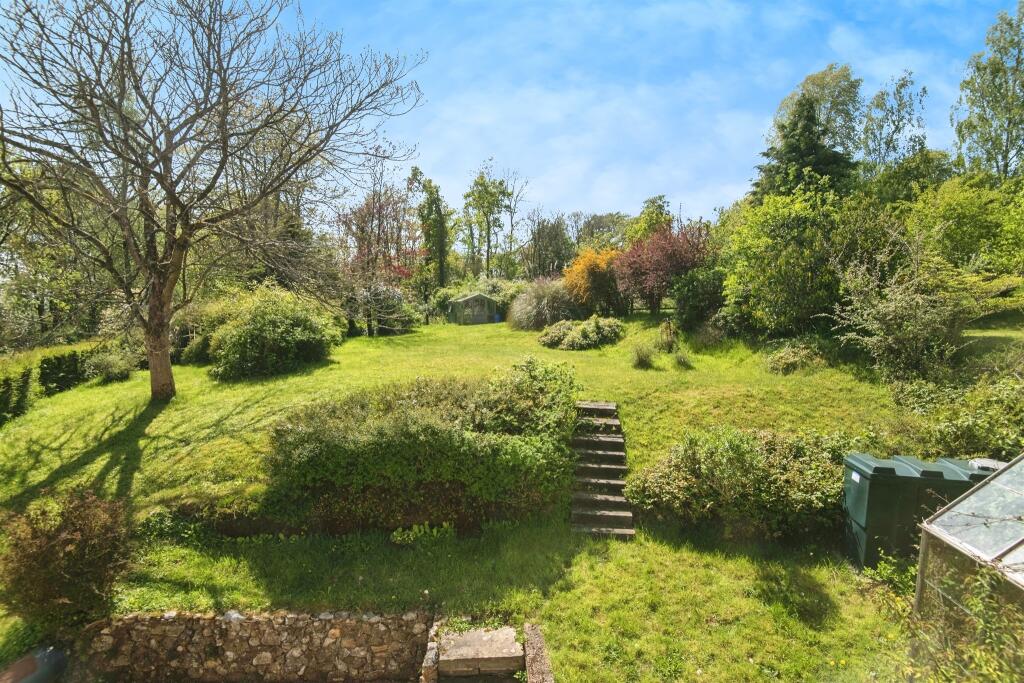 1 Shute House photo 3