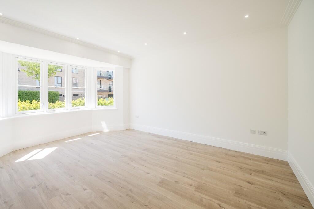 House in London, Cockfosters - View 4