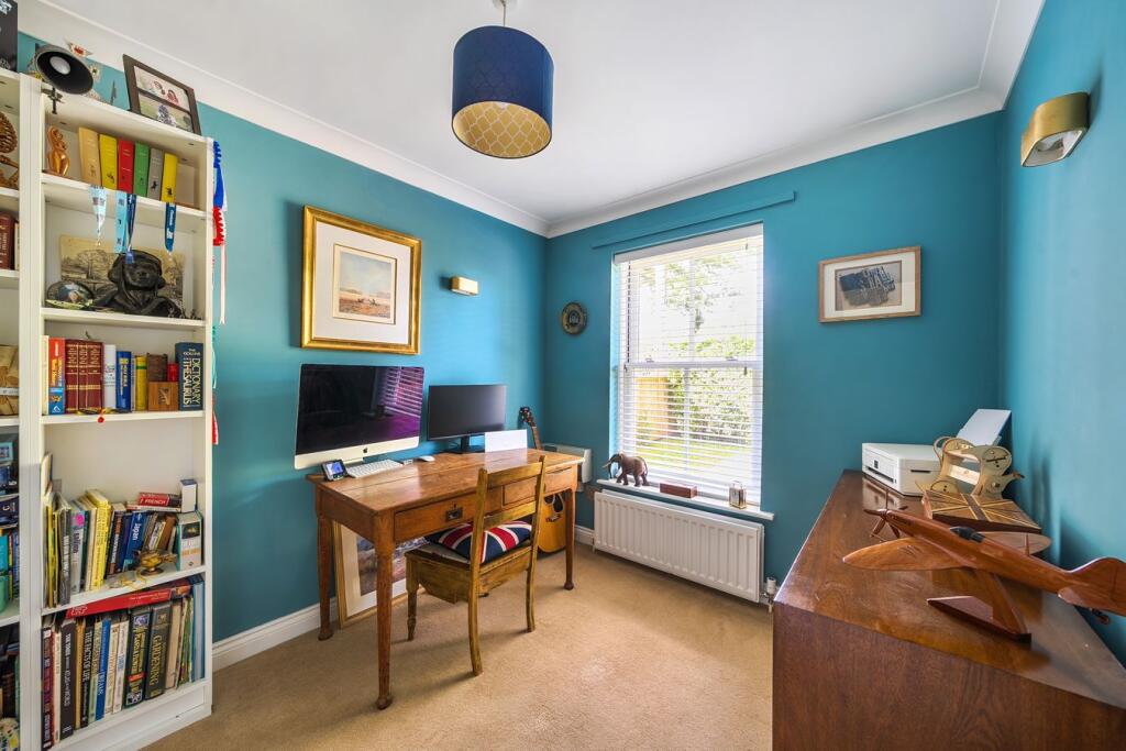 House in New Forest, New Milton - View 5