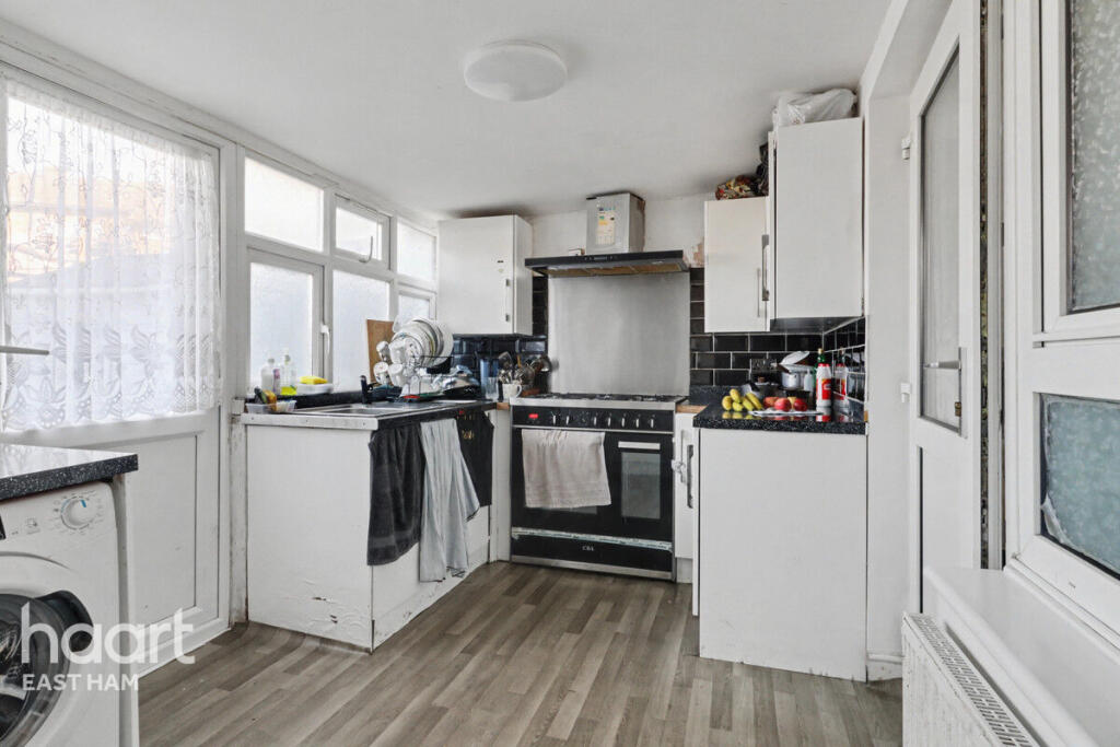 2-bed terraced on Gooseley Lane, London, £425,000