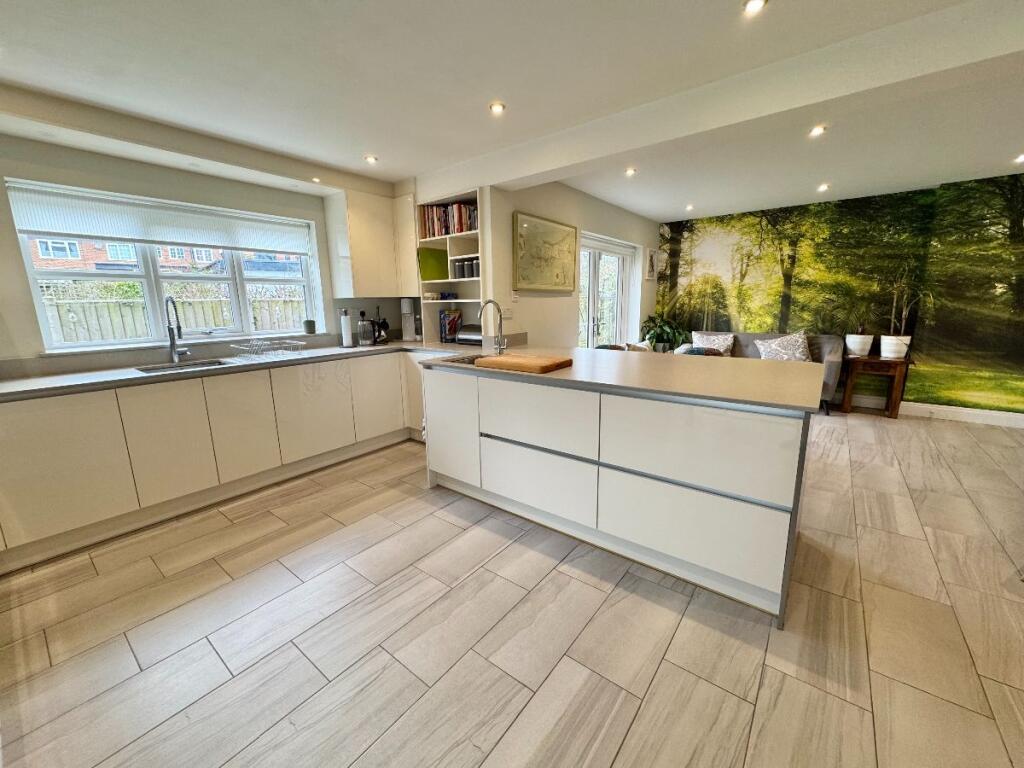 Additional image 3 of Haslucks Green Road, Shirley, Solihull