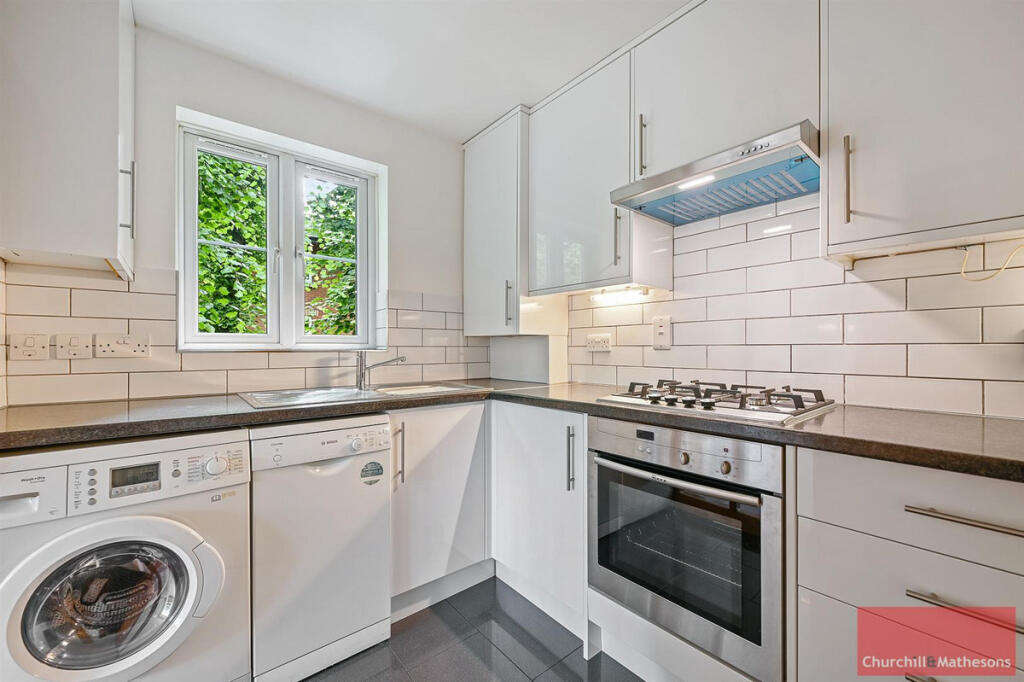 Apartment in London - View 4