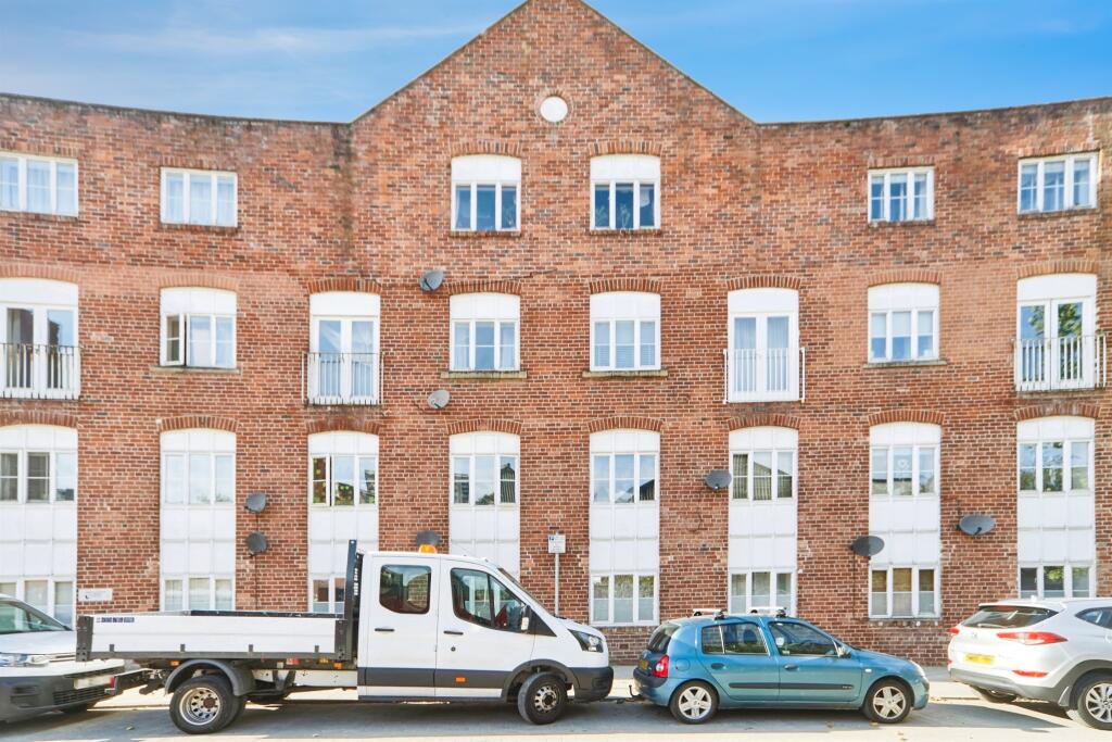 Main image of property: Mabgate, Leeds