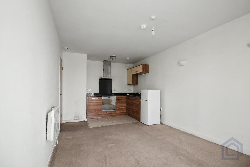 Apartment in Bradford, Little Germany, Barkerend - More