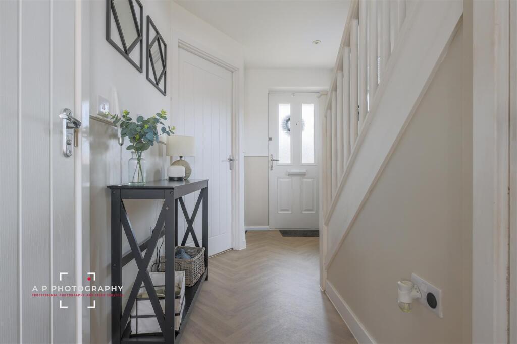 Crabtree Avenue, Cheadle, Stoke-On-Trent photo 2