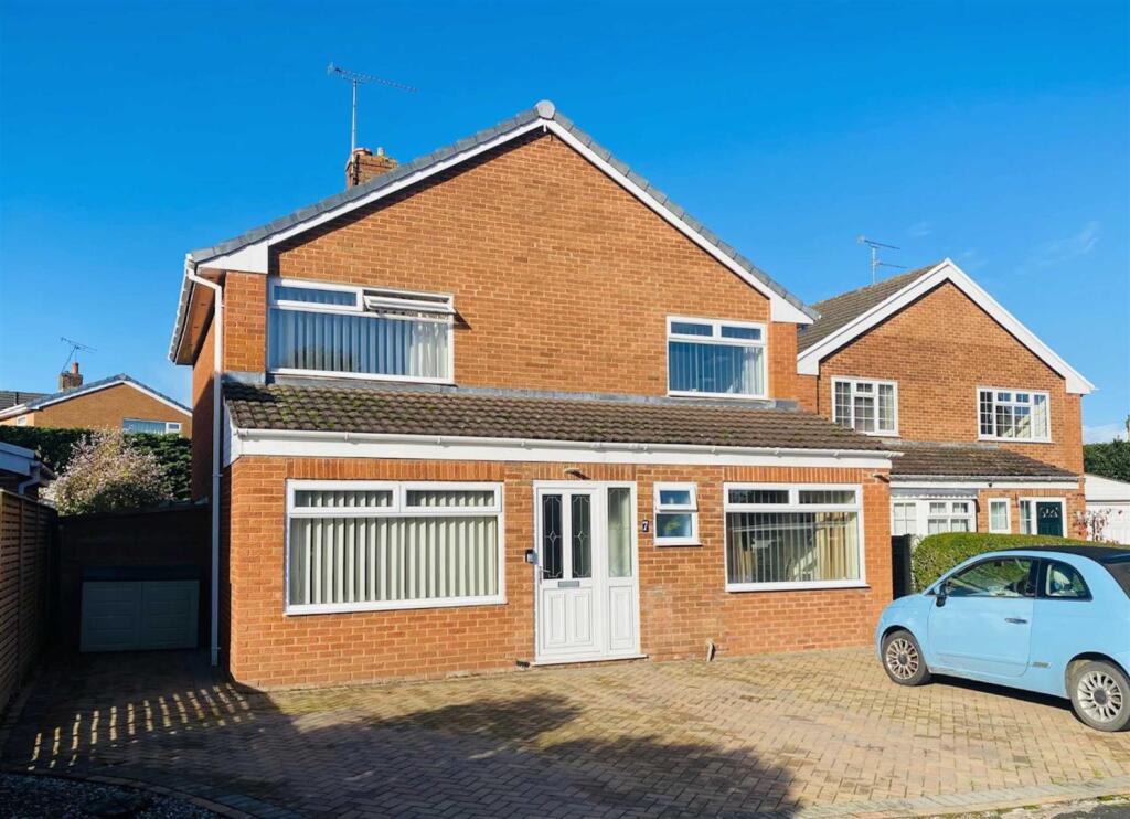 Main image of property: Beeston Road, Higher Kinnerton
