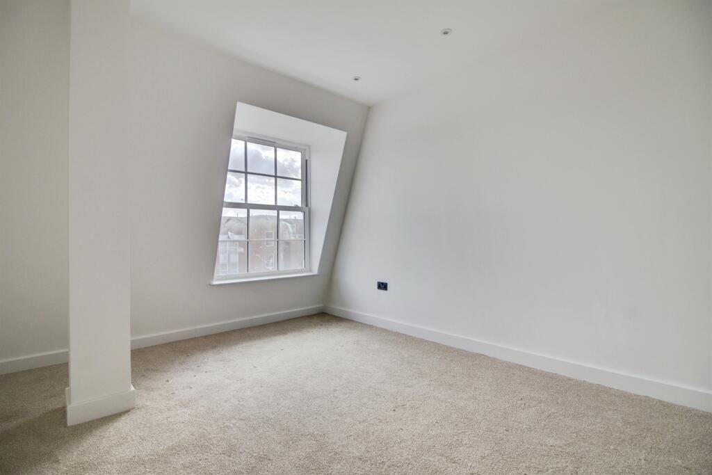 Additional image 10 of Apartment , Theodores Place, Stonehills, Welwyn Garden City