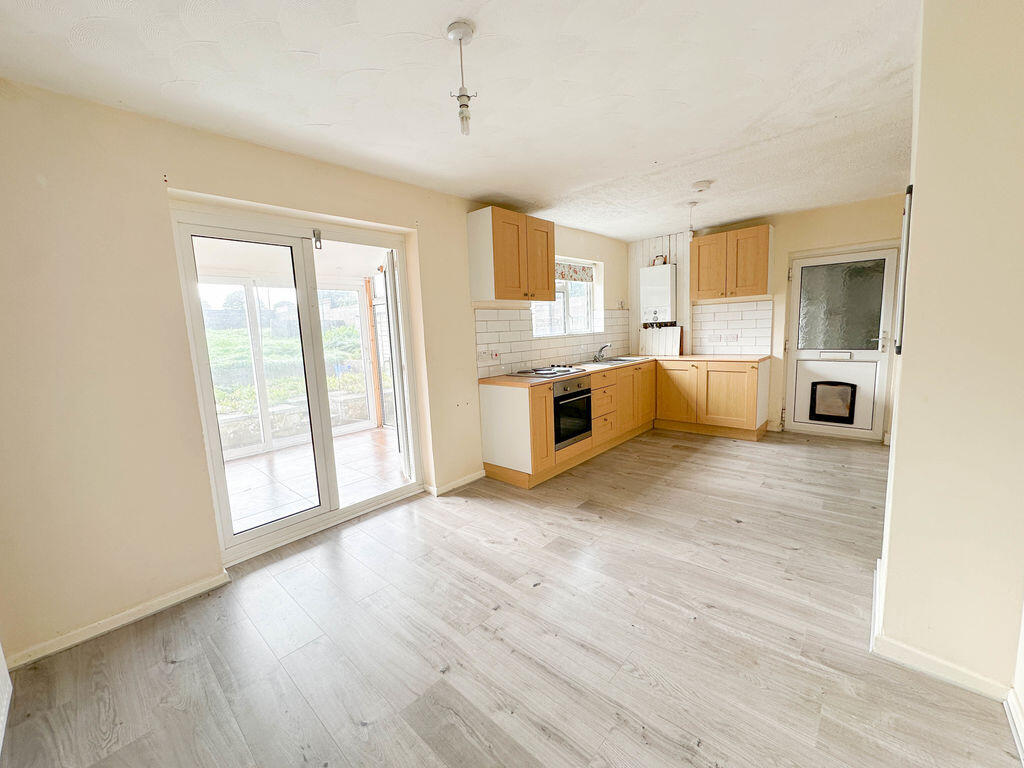 House in Shepton Mallet, Somerset - More