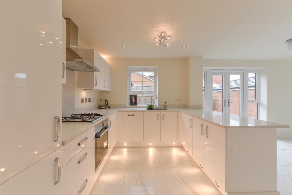 Mardell Way, Overstone, Northampton – pohled 6