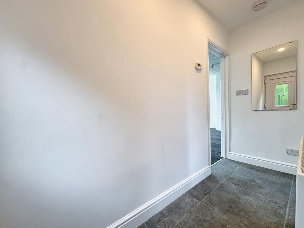 House in Briton Ferry - View 5