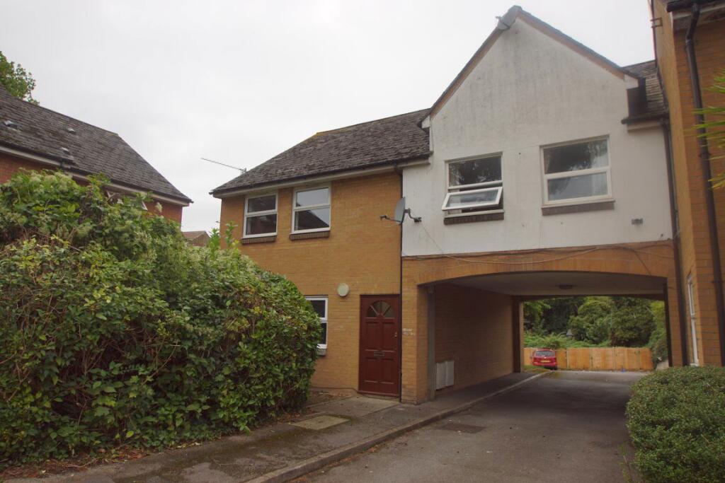 Main image of property: Queens Court, Slough