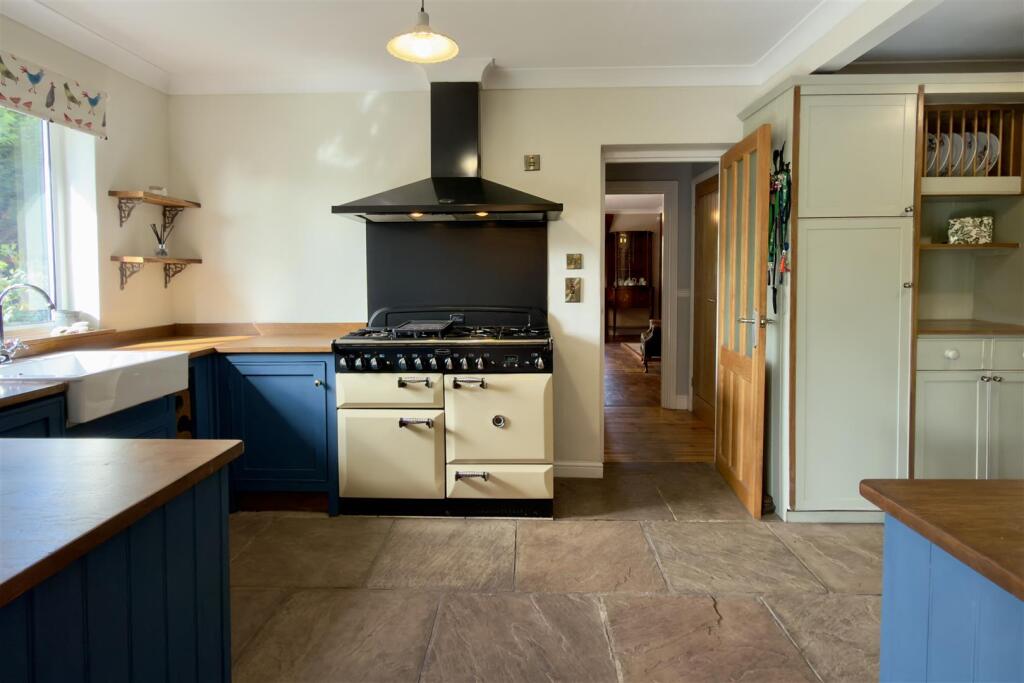 House in Darlington - More