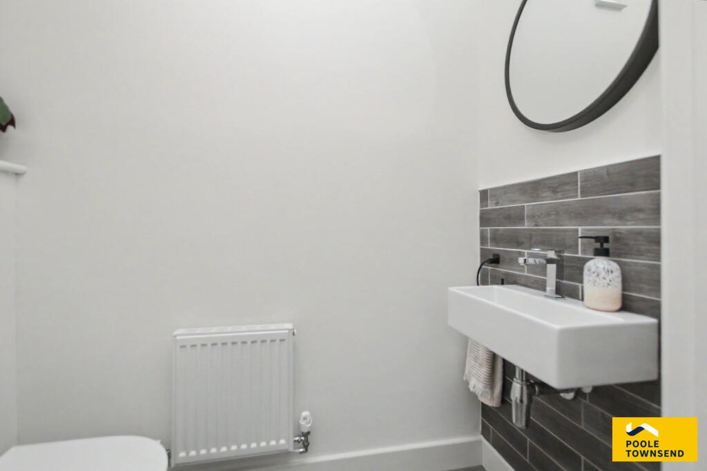 16 Stonethwaite Court,Walney, BARROW-IN-FURNESS, LA14 3FE photo 3