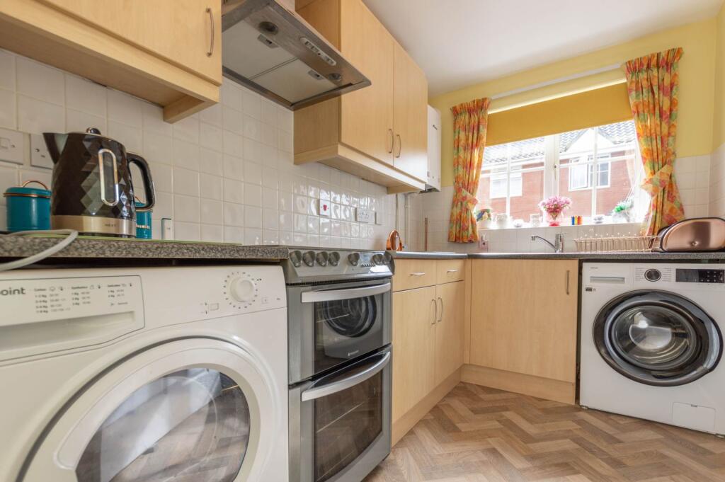 House in Norwich, Three Score, Bowthorpe - View 4
