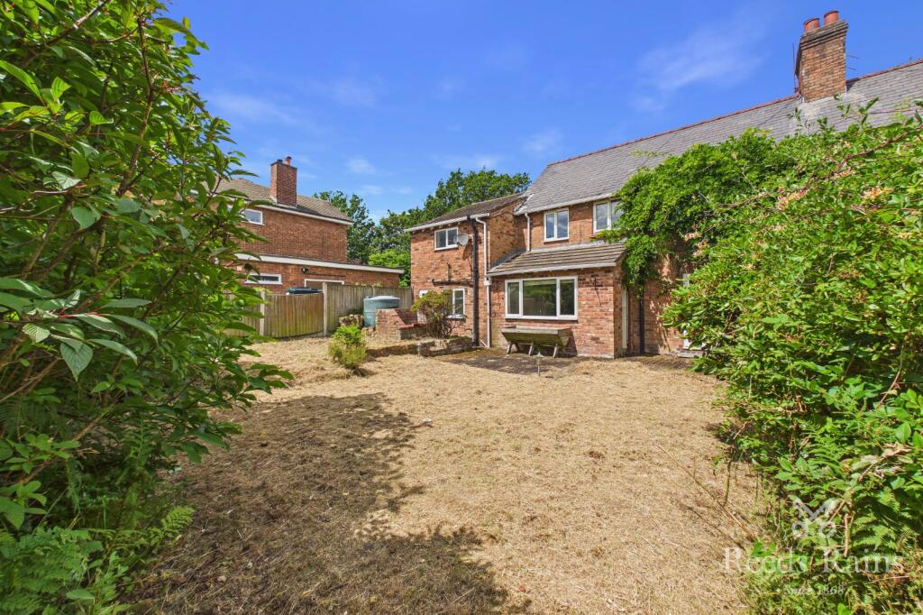 Cuddington Lane, Cuddington, Northwich, Cheshire, CW8 photo 4