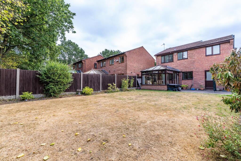 House in Walsall, Wallington Heath - View 4