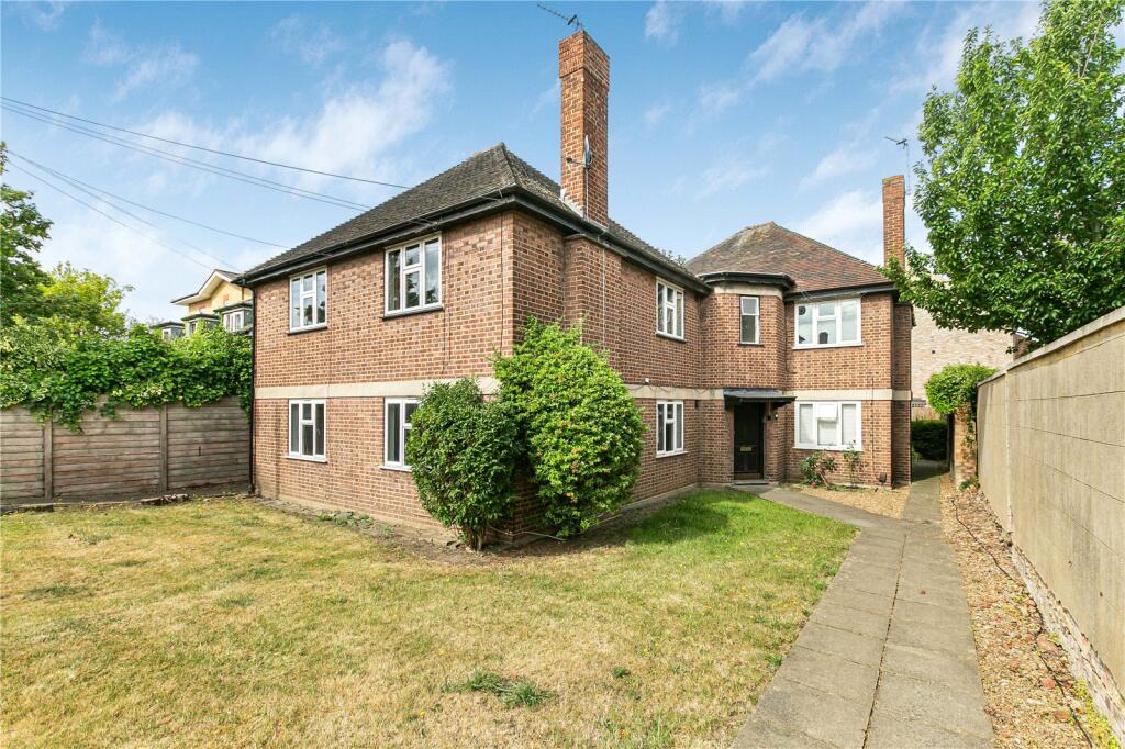 Main image of property: Worple Road, Isleworth, TW7
