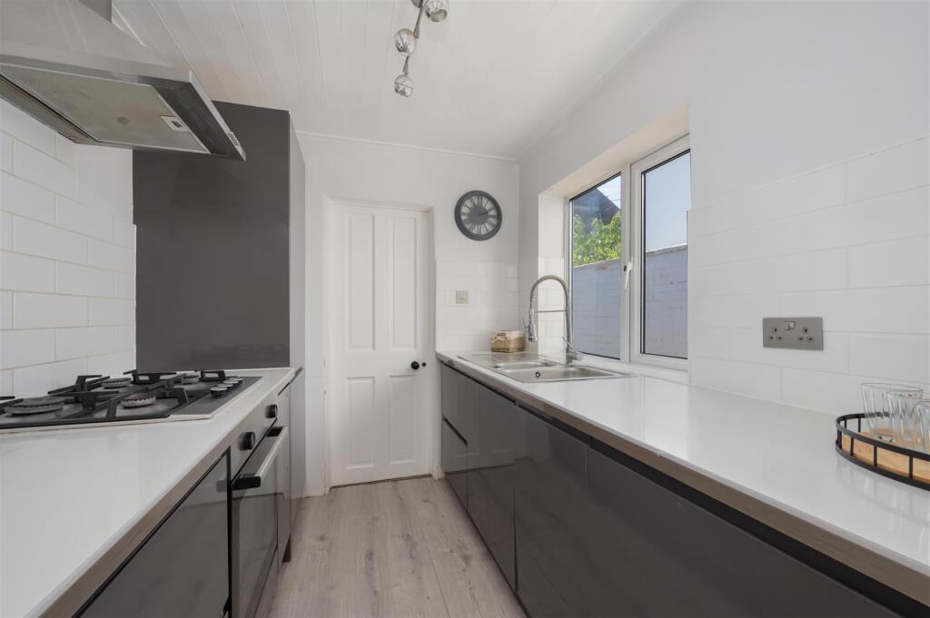 House in Whitstable, Lower Island - View 2