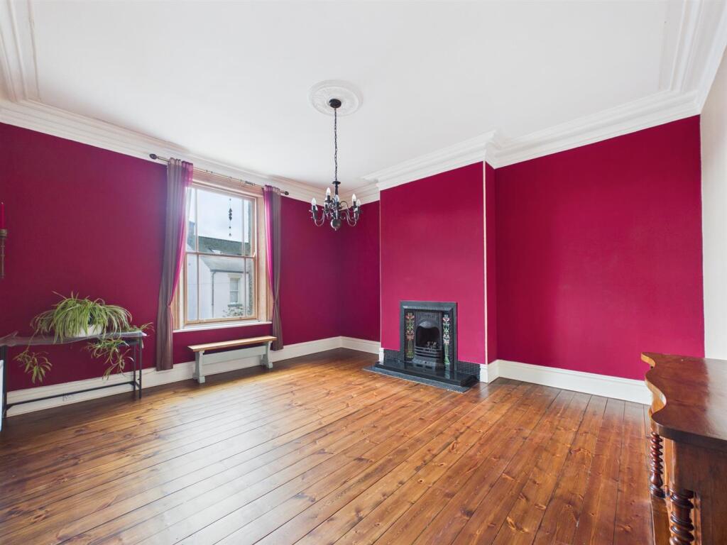 Prudhoe Terrace, Tynemouth photo 3