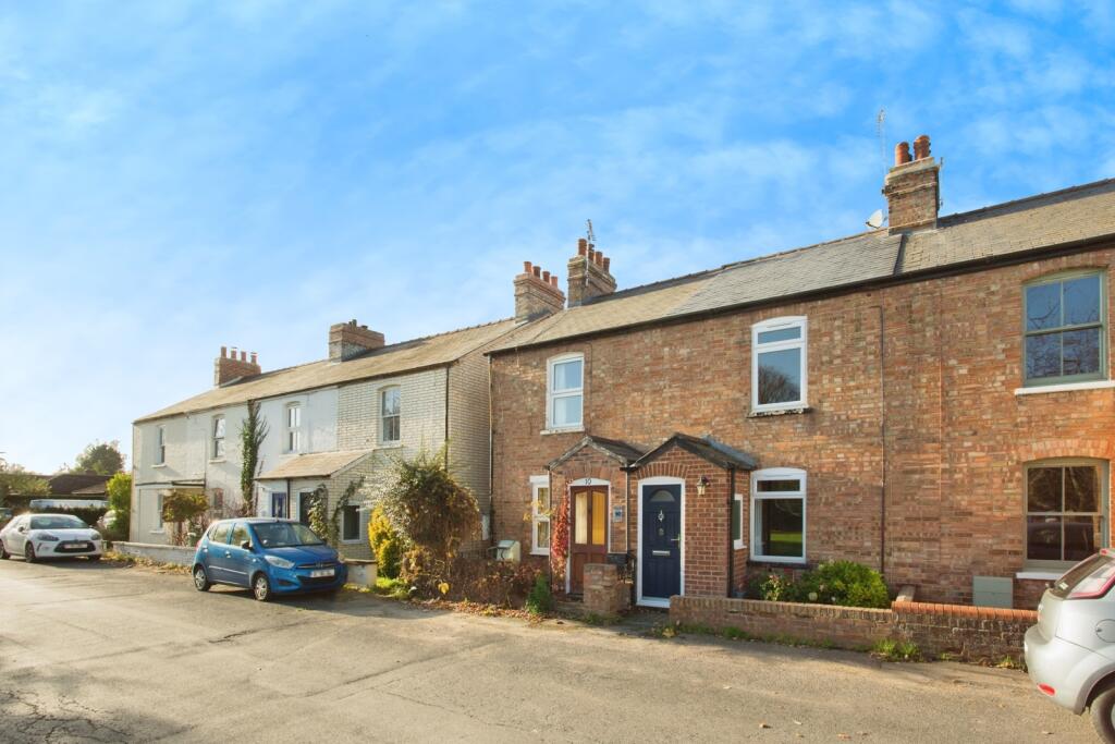 2-bed terraced on The Lane, Hauxton, Cambridge, Cambridgeshire, CB22, £250,000