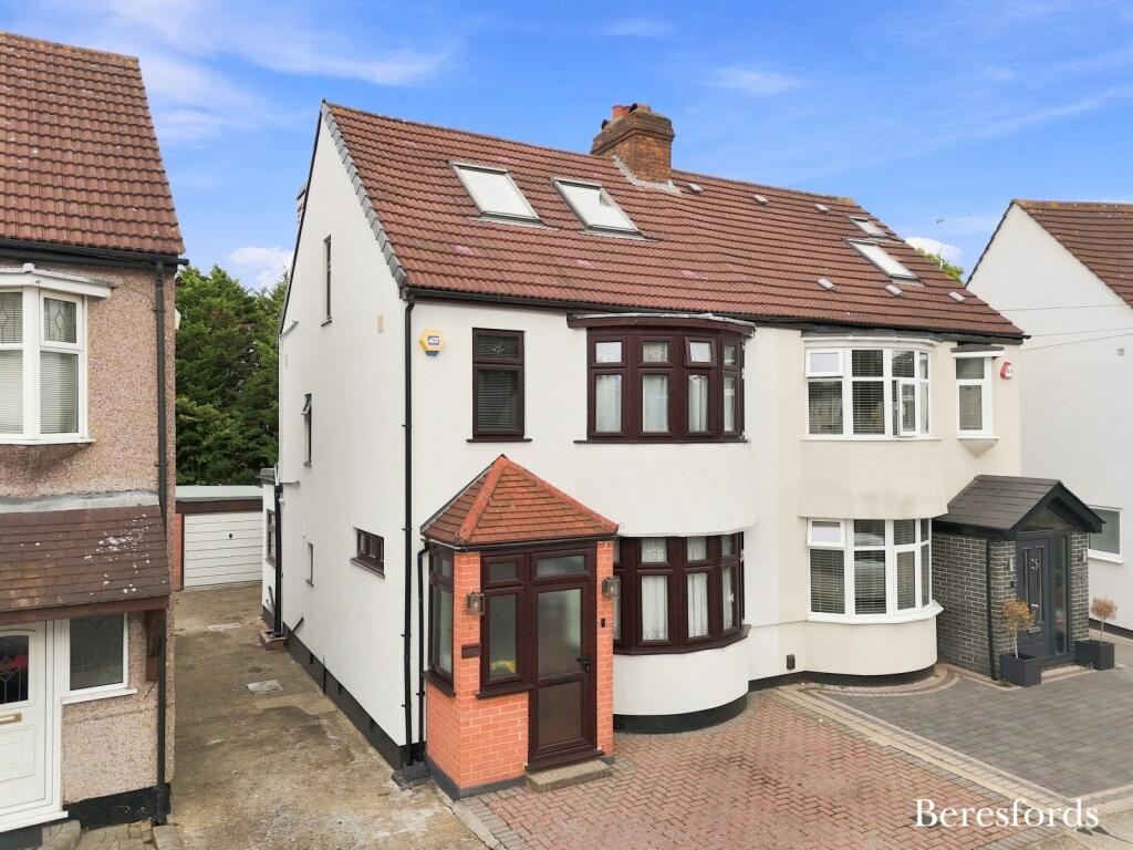 Main image of property: Cambridge Avenue, Gidea Park, RM2