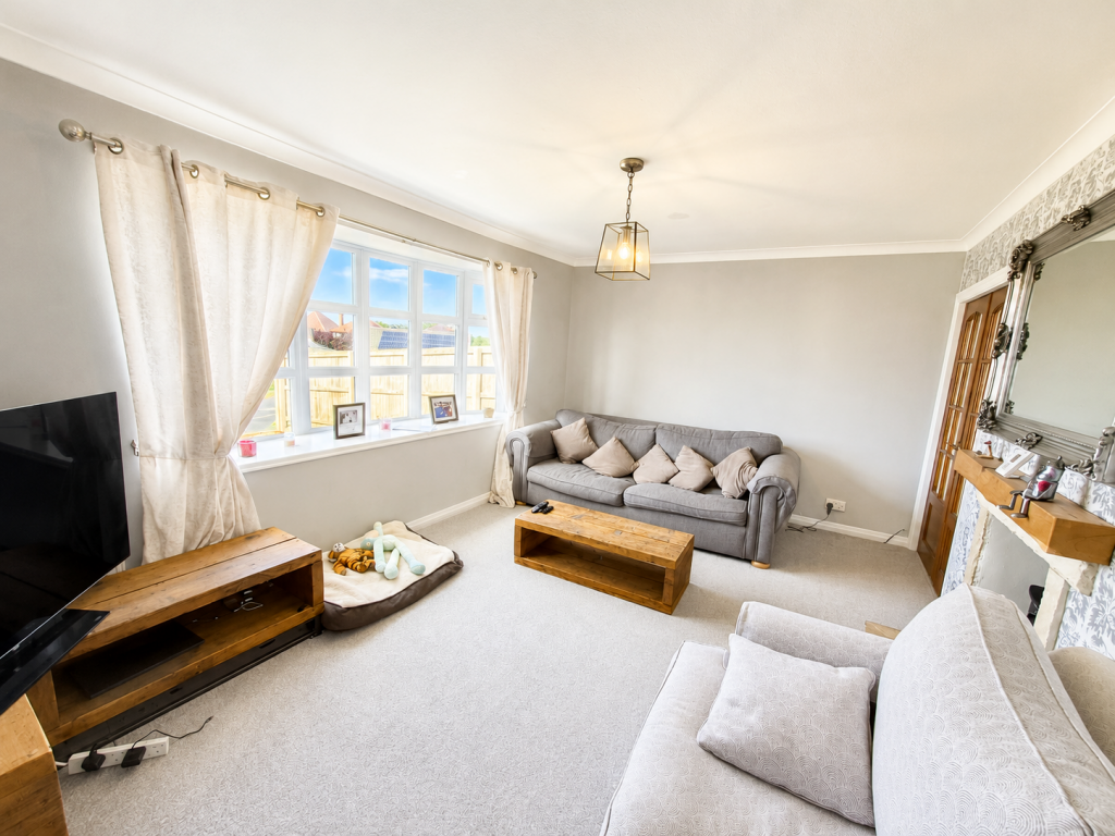 Sea View Crescent, Osgodby, Scarborough, North Yorkshire photo 4