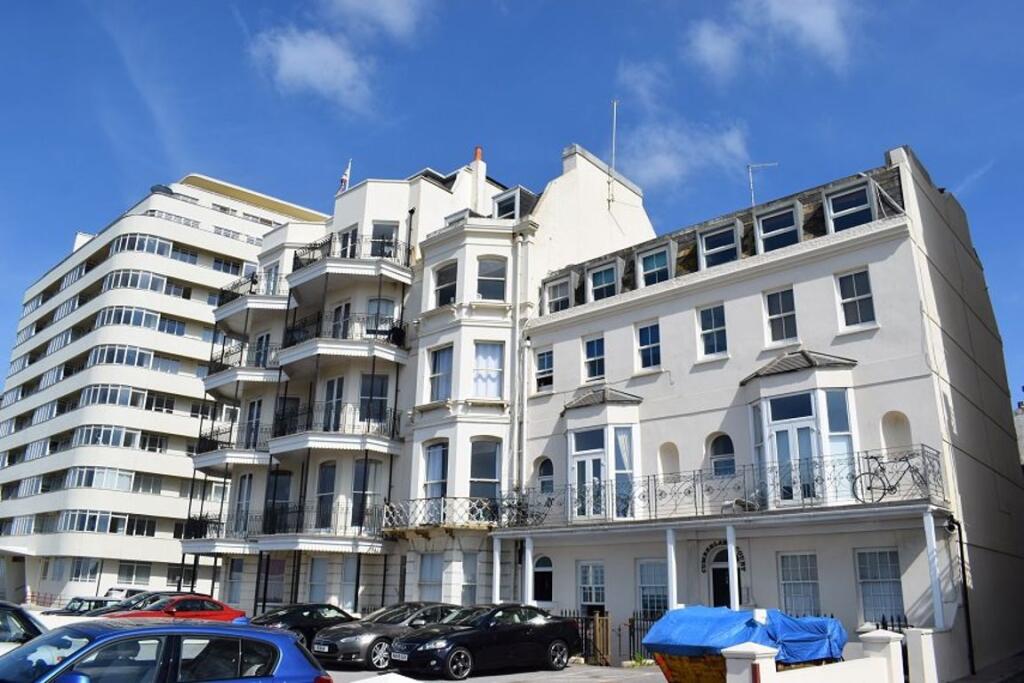 Main image of property: Kings Road, Brighton, BN1 2PJ