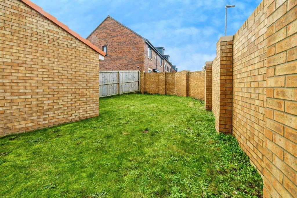 31 Foxby Mews photo 2