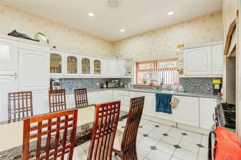 Additional image 4 of Colne Road, Burnley, BB10