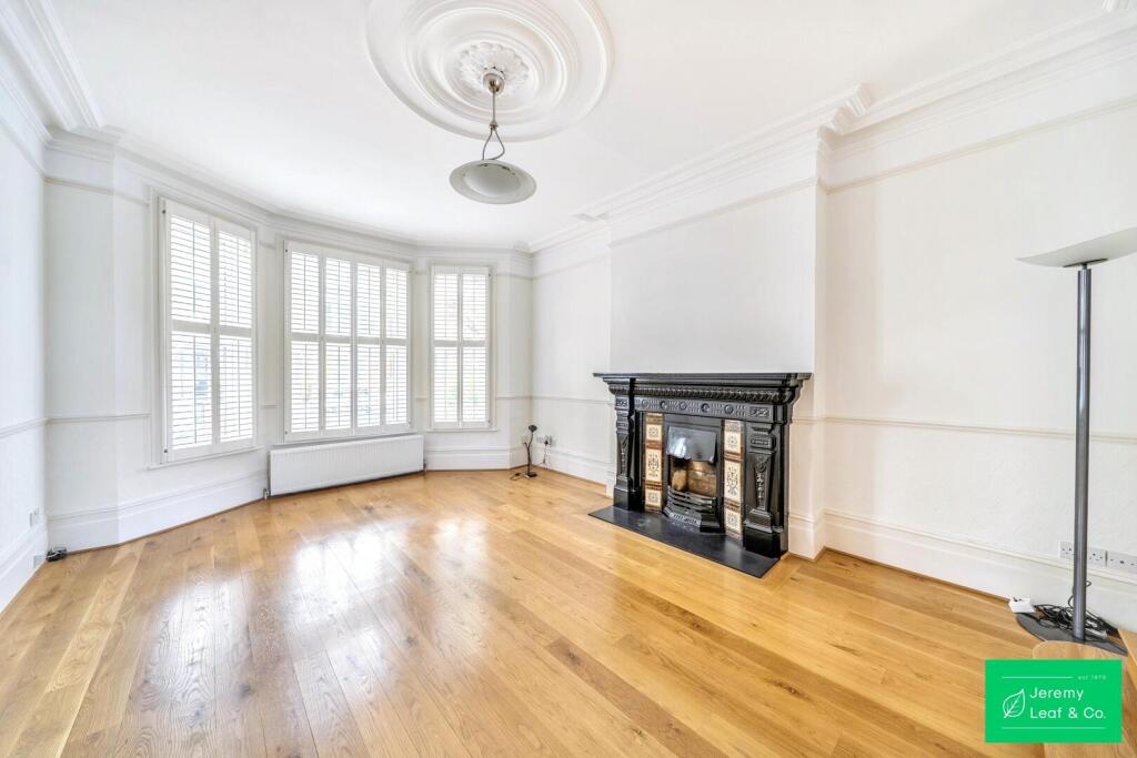 House in London, Muswell Hill - View 3