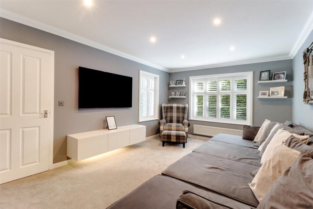 House in Rochester - View 4